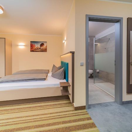 Elly Hostel Фрайберг Экстерьер фото