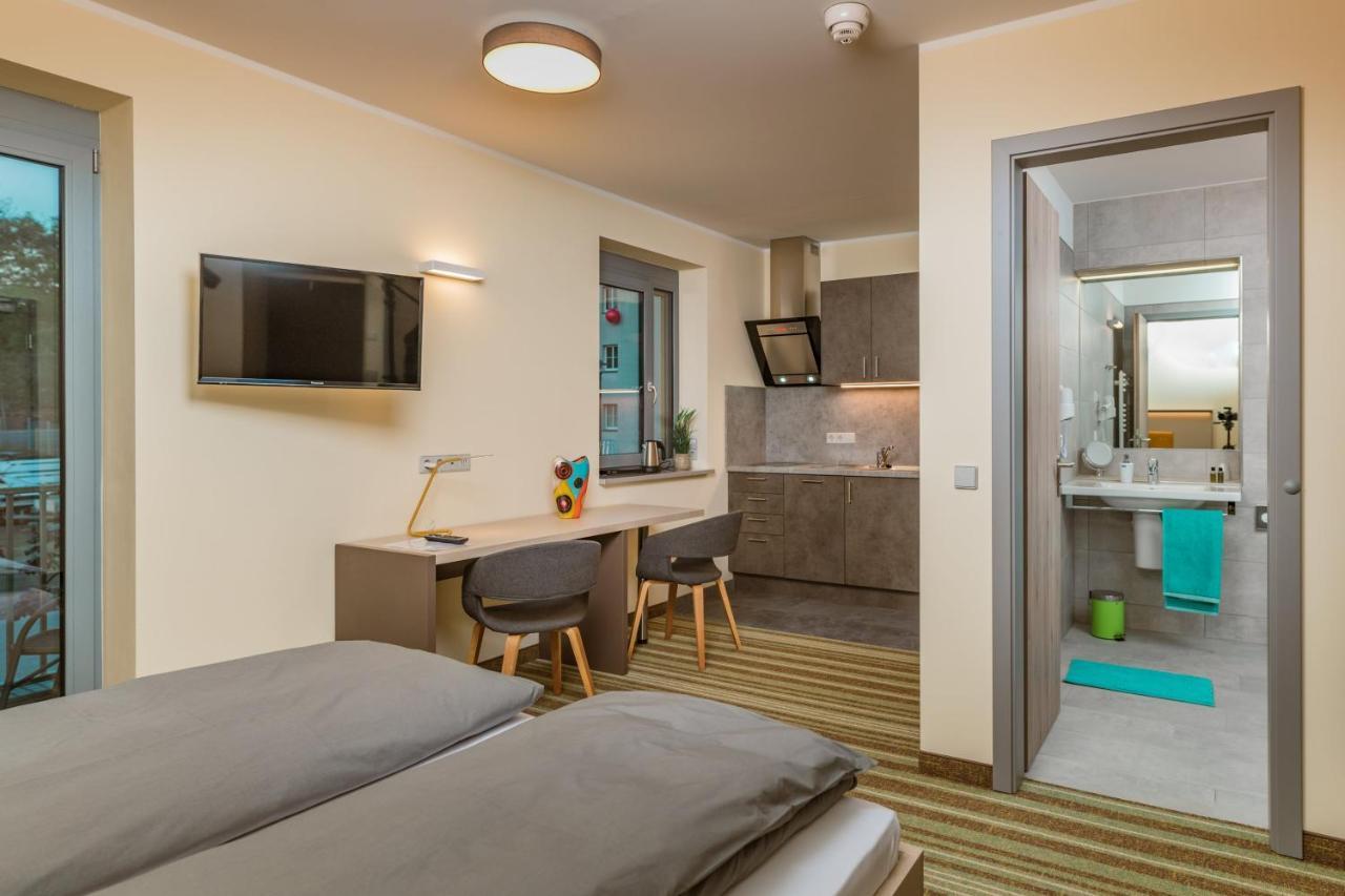 Elly Hostel Фрайберг Экстерьер фото