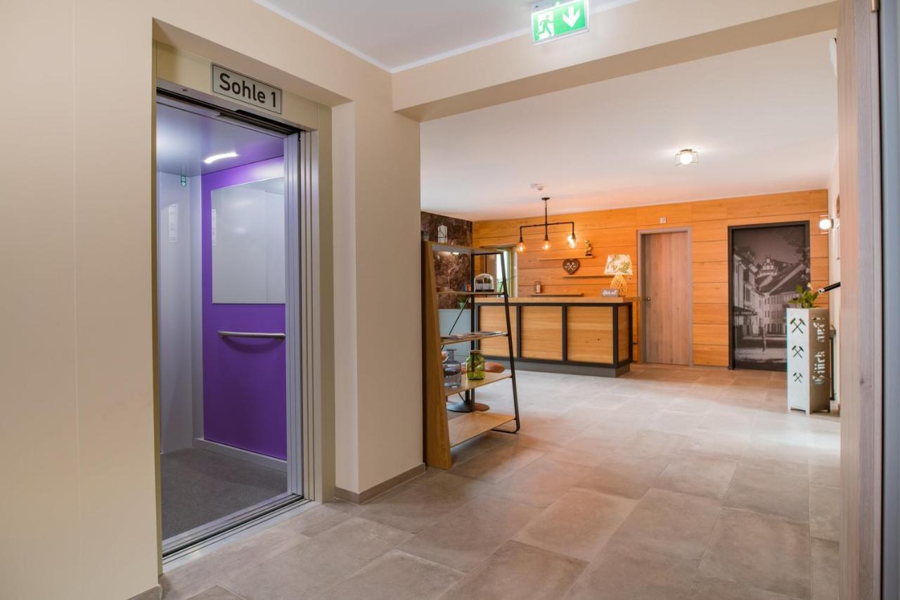 Elly Hostel Фрайберг Экстерьер фото