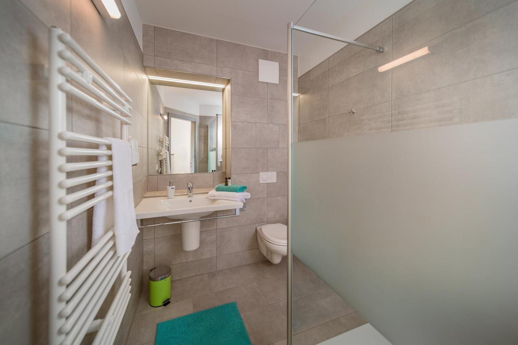 Elly Hostel Фрайберг Экстерьер фото
