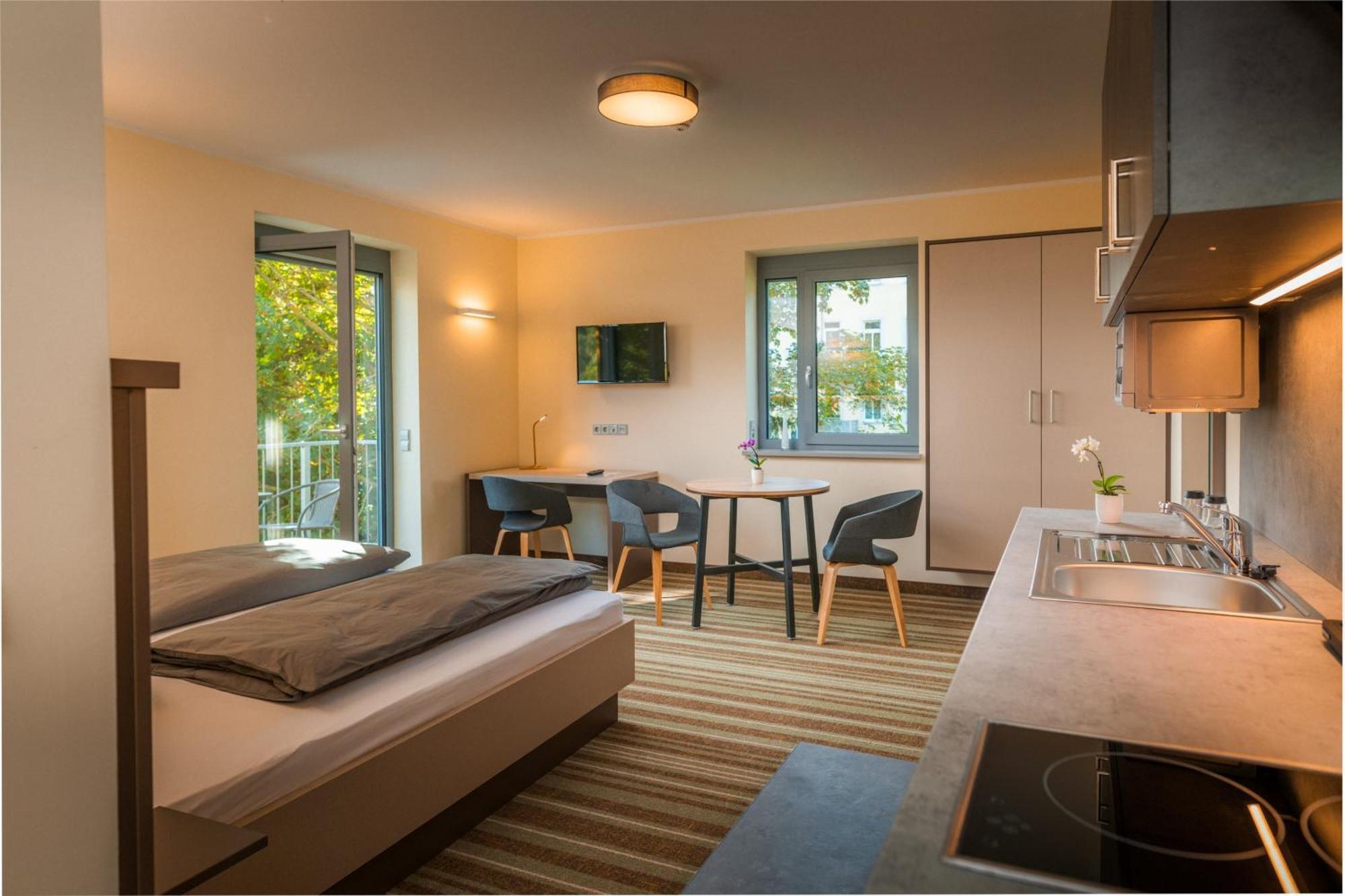 Elly Hostel Фрайберг Экстерьер фото